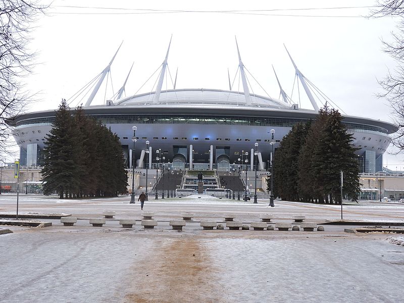 Поле стадиона на Крестовском собираются выкатить в начале зимы