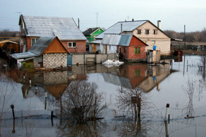 Затопленные дома Фото: Юрий Стрелец РИА Новости