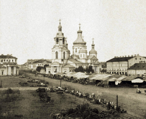  Самое раннее фото Сенной площади 1860 - 1862 годы. Автор неизвестен.