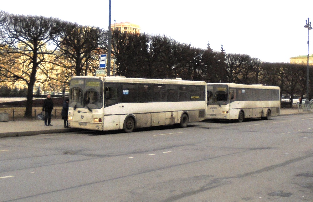 Автобусы в Гатчину