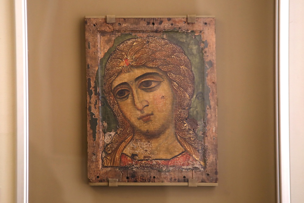 Кто позарился на иконы Русского музея