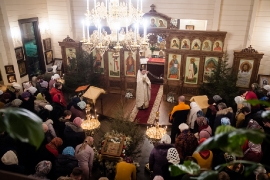 Жители Парнаса встретили Рождество в новом храме